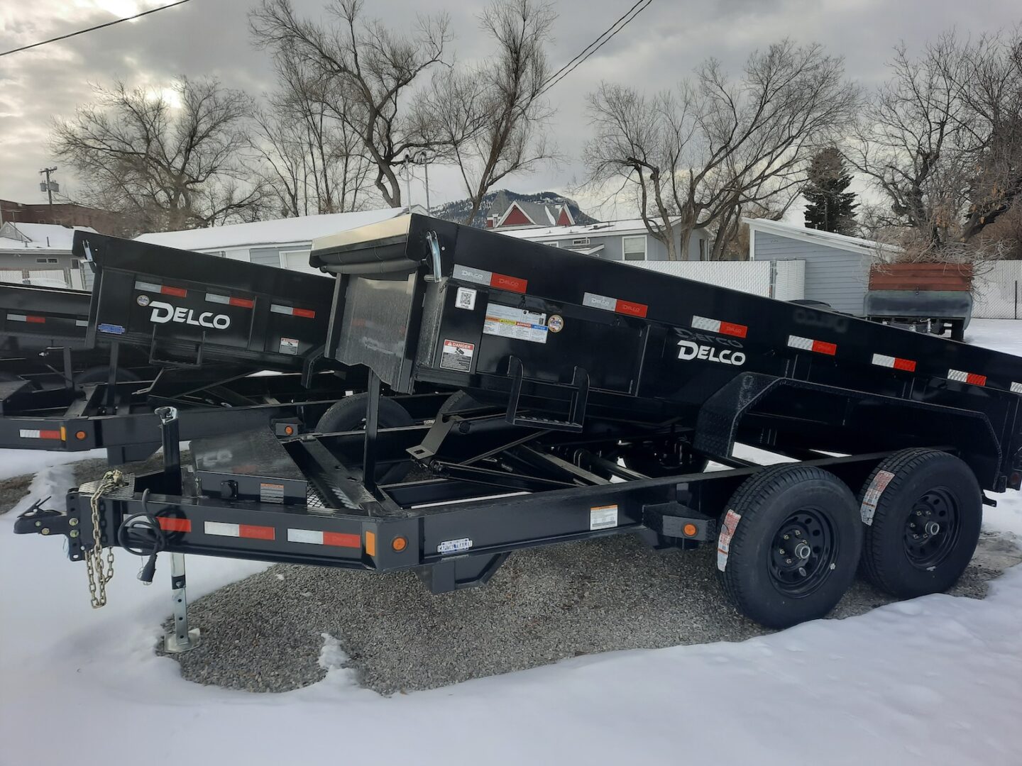 Delco 6x12 Tandem Axle Dump Black - Image 2