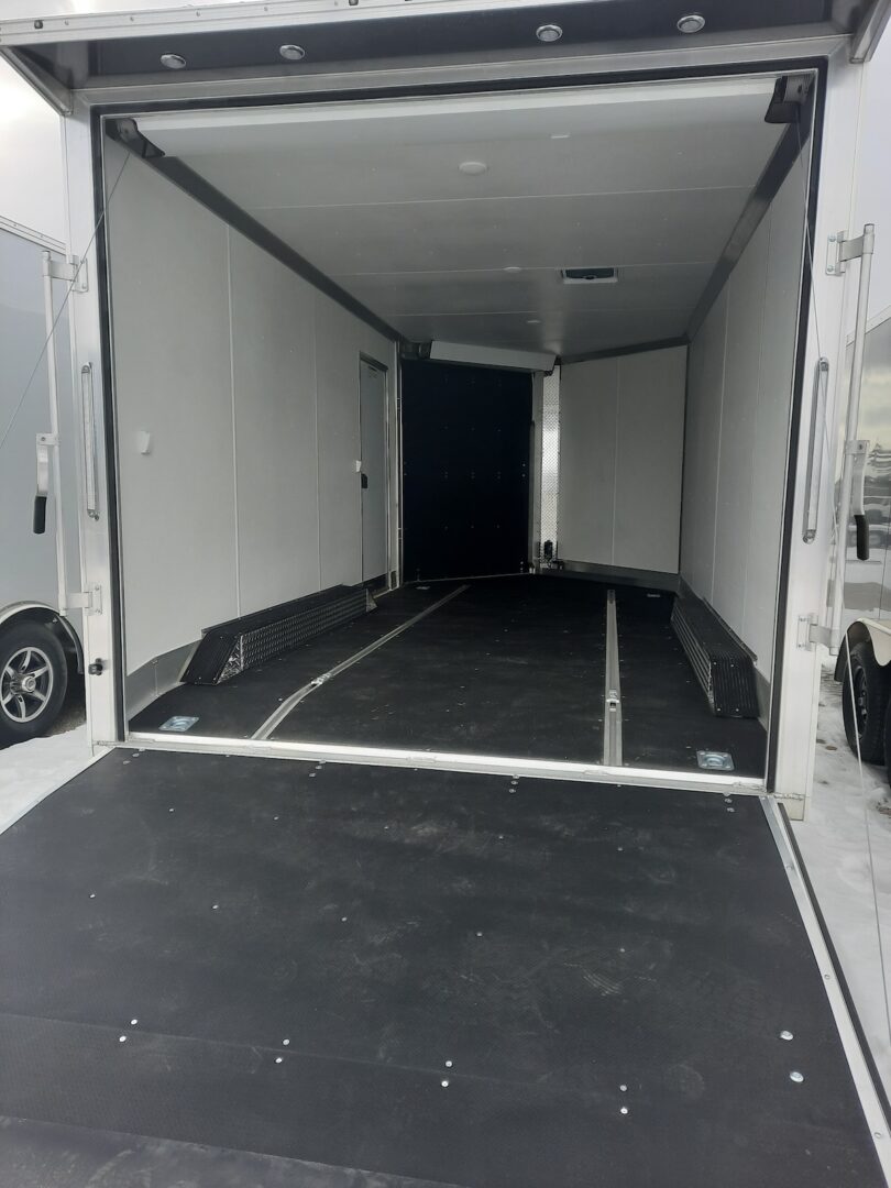 Alcom High Country 8.5x16 Sport Gray - Image 2