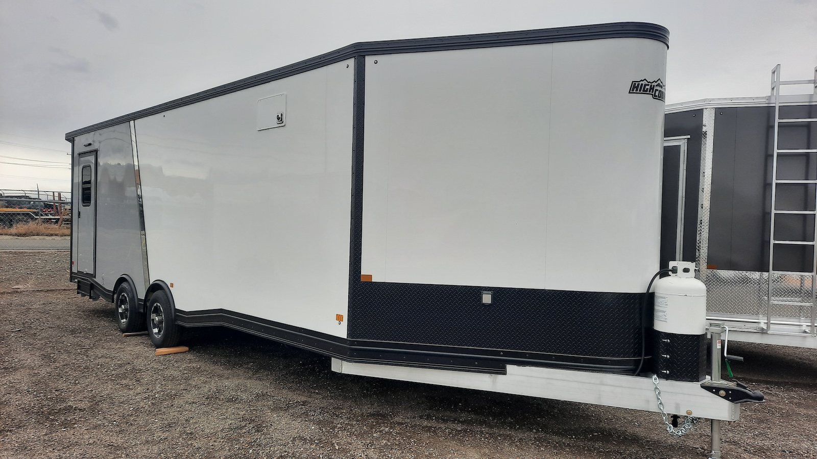 Alcom High Country 8.5x24 Tandem Sport Axle White/Silver - Image 5