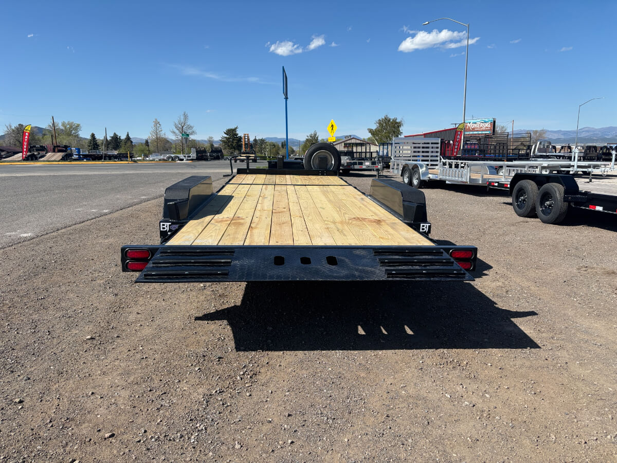 Behnke 83x22 Tandem Axle*